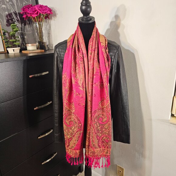 Gold, pink, floral, paisley, reversible, authentic pashmina scarf. - Picture 3 of 16